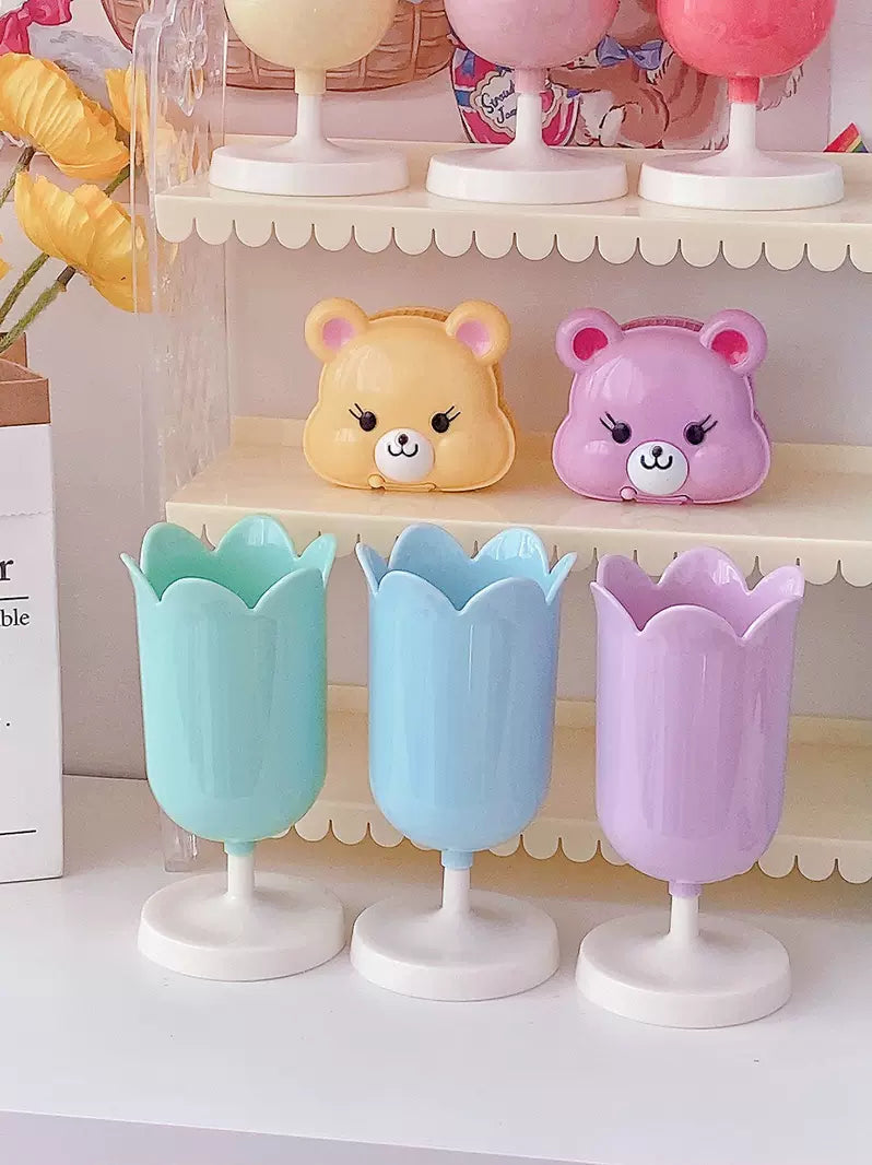 Tulip Beauty Holder