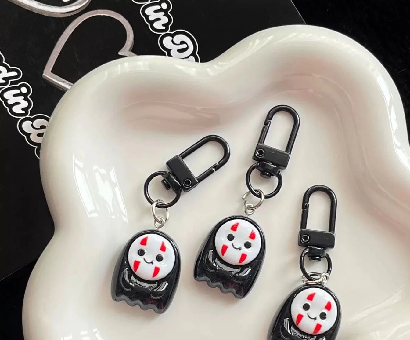 Kaonashi (No-Face) Charm
